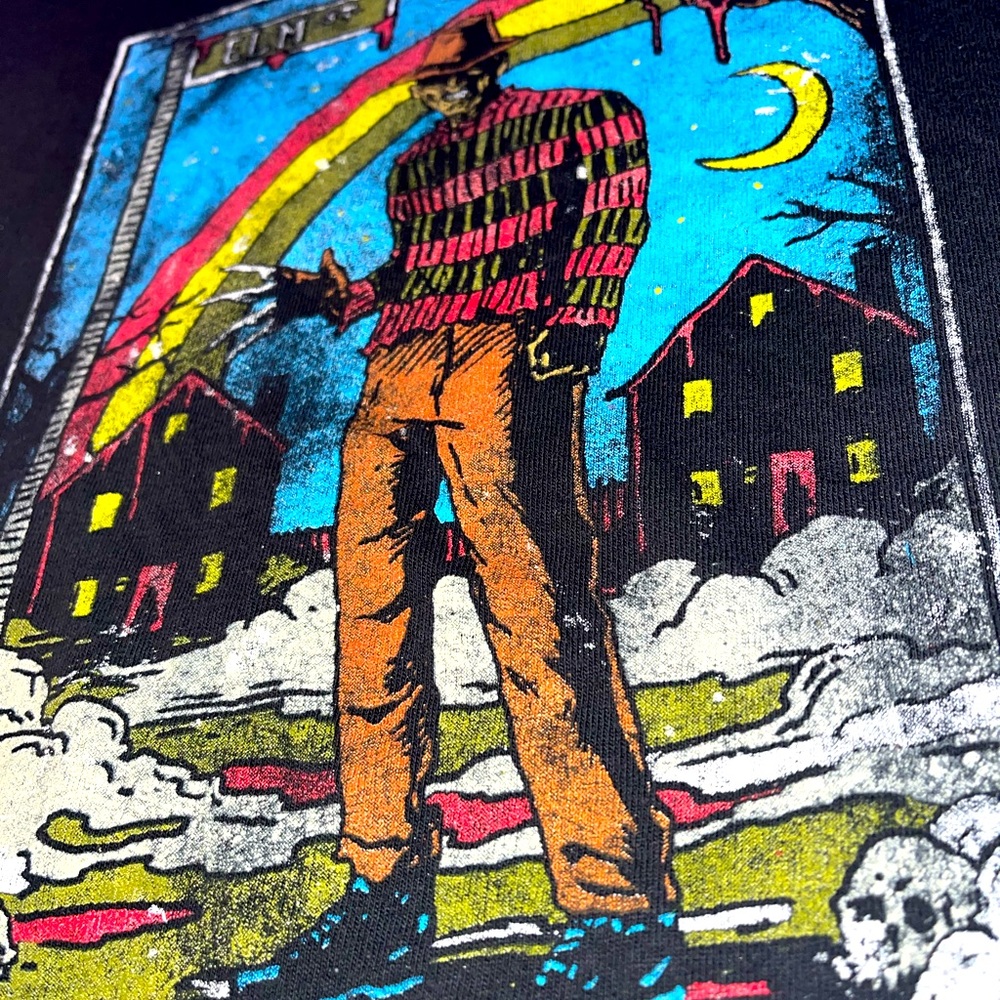 SPENCERS: nightmare on elm street, small graphic tee!!